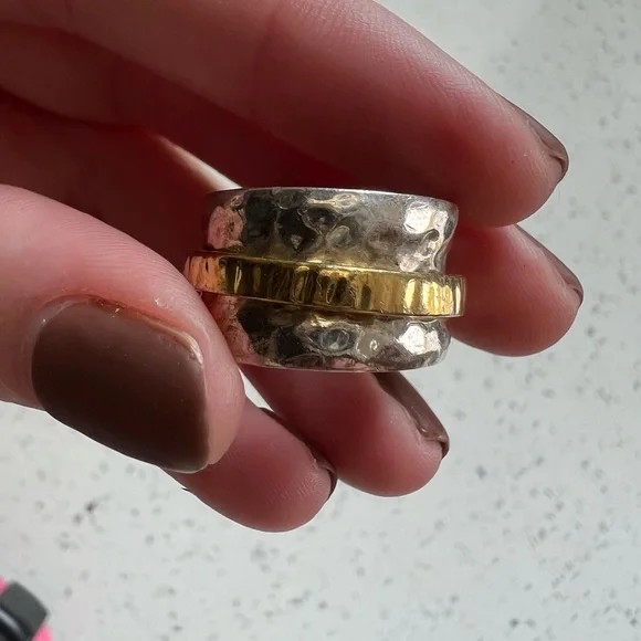 Silpada Elegant Silver and Gold Hammered Ring - Picture 1 of 7